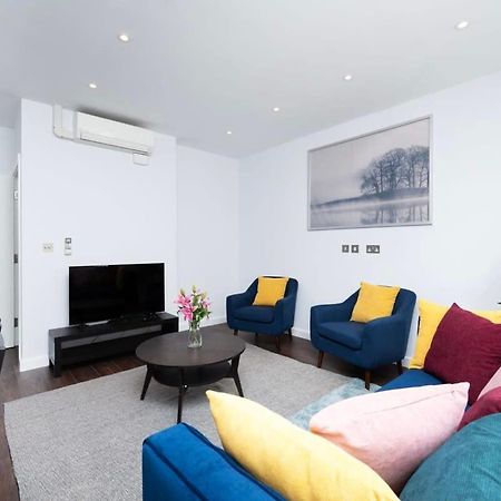 Stylish 3Br Flat In The Heart Of Soho London Lejlighed Eksteriør billede